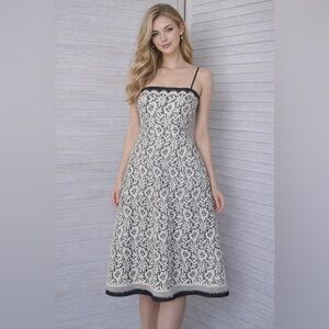 Express Size 2 Black / Ivory Eyelash Lace, Size 2. Great Condition